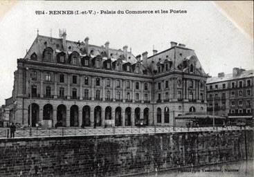 Hôtel des postes à Rennes